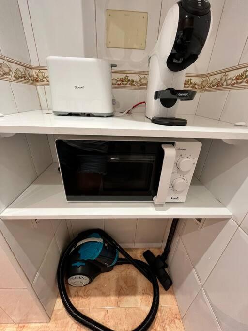 Cozy Apartment 5 Mins To Beach トレビエハ エクステリア 写真